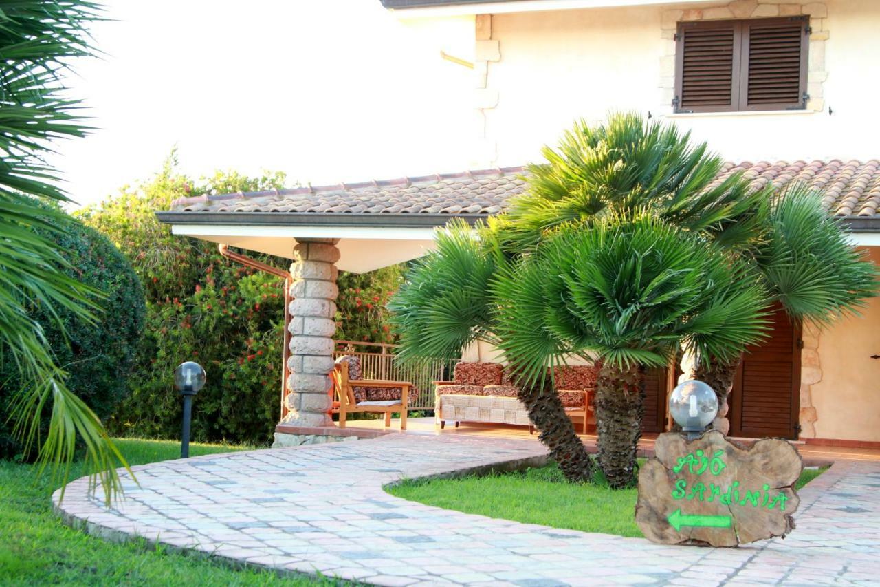 Ajo Sardinia * Olmedo